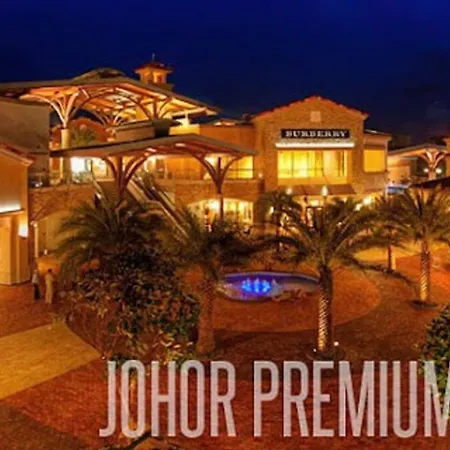 46 Jb Tmn Century 5Room 18Pax Near Ciq Ksl Mall Johor Bahru Exterior photo