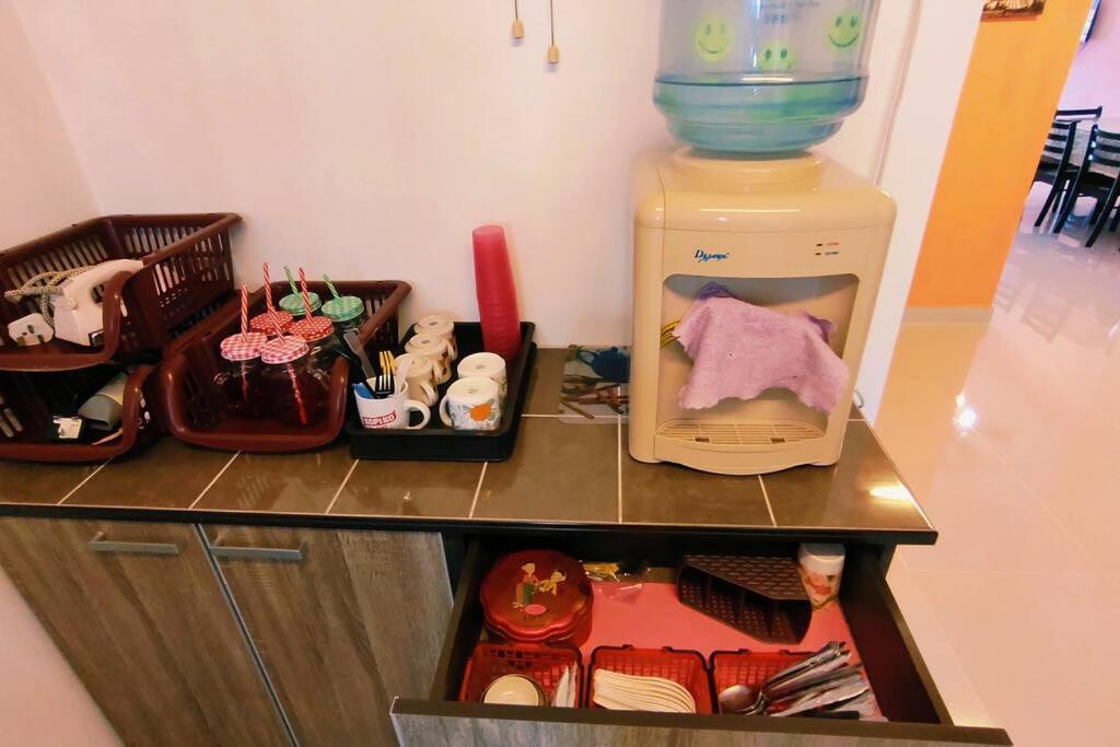 46 Jb Tmn Century 5room 18pax Near Ciq Ksl Mall Villa